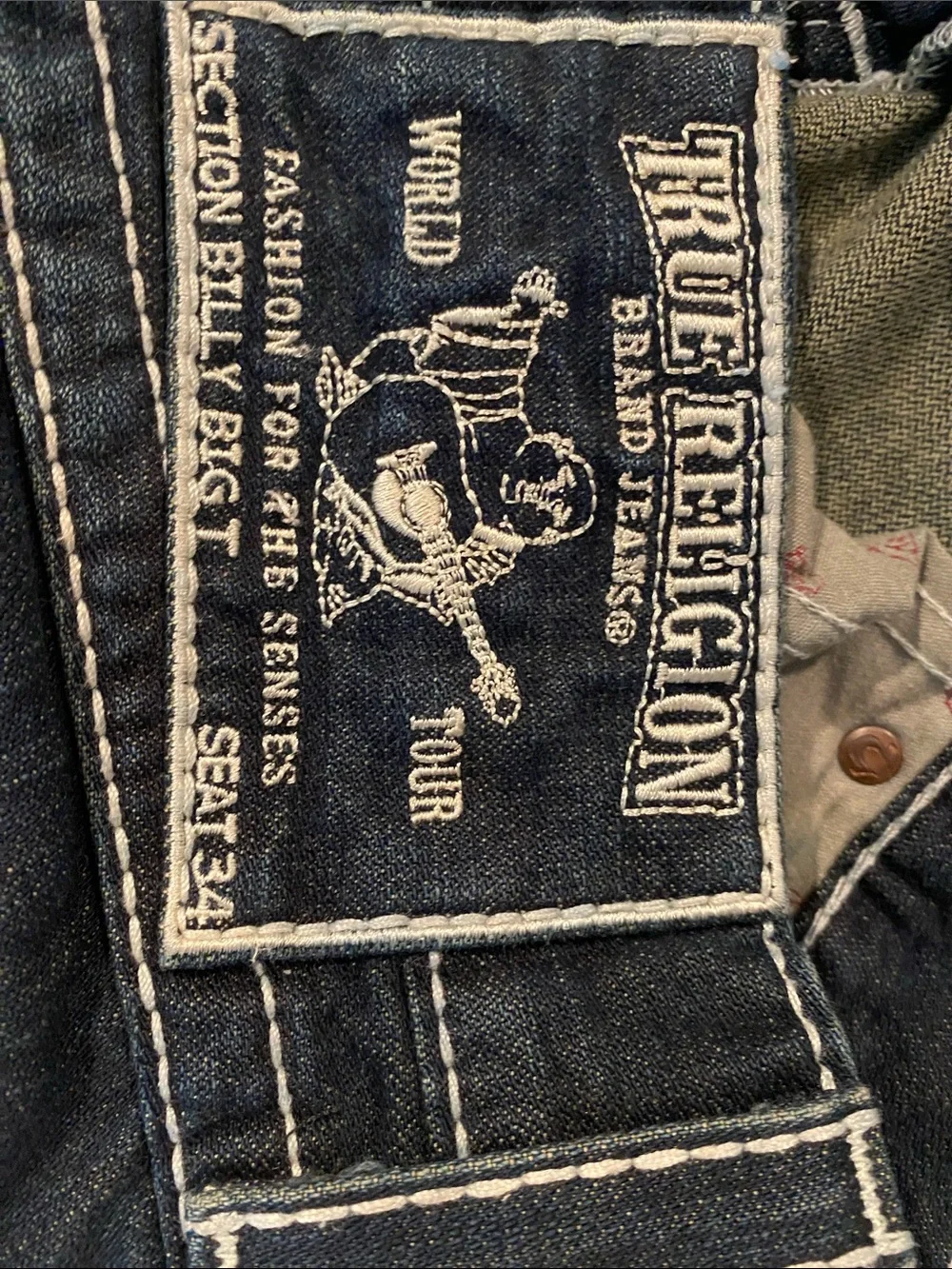 True Religion mens Indigo Flare Jeans with Signature Embroidered Pockets 30 32